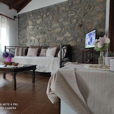 Villa Petroula Kontias Dış mekan fotoğraf